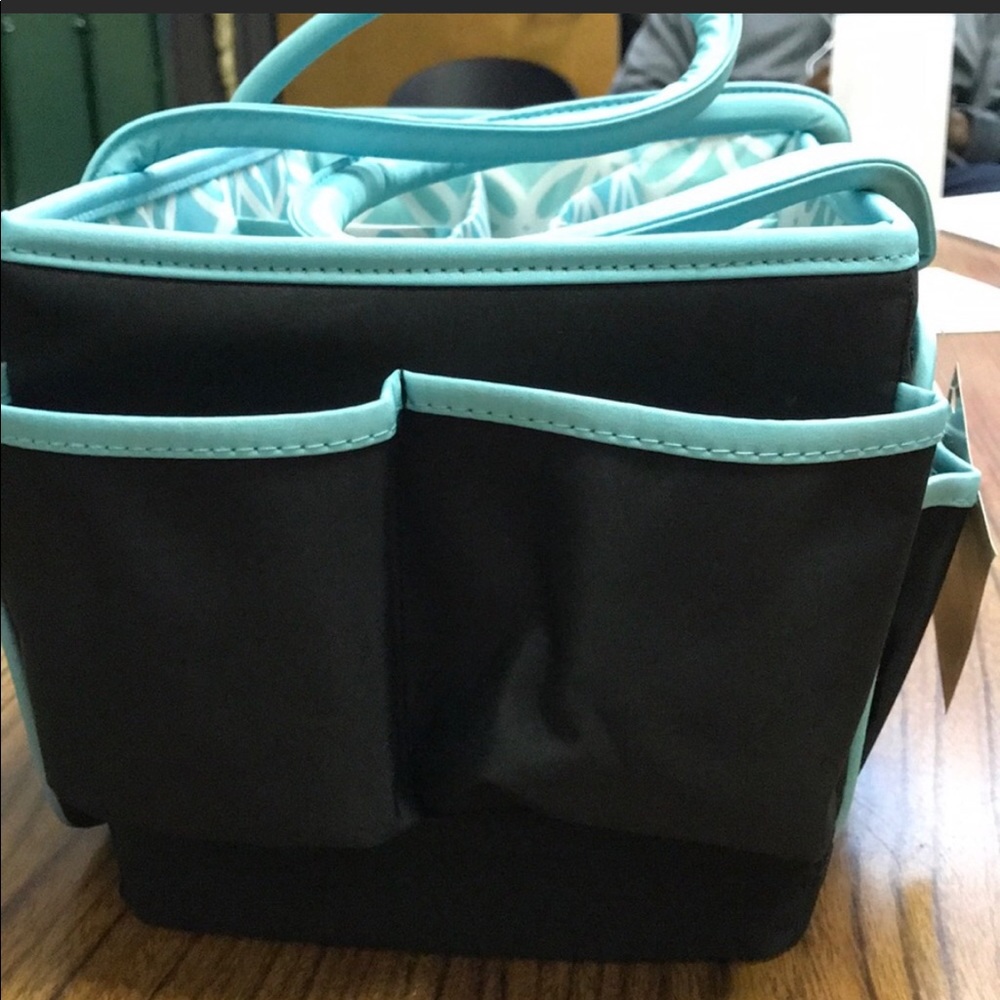 Make up organizer